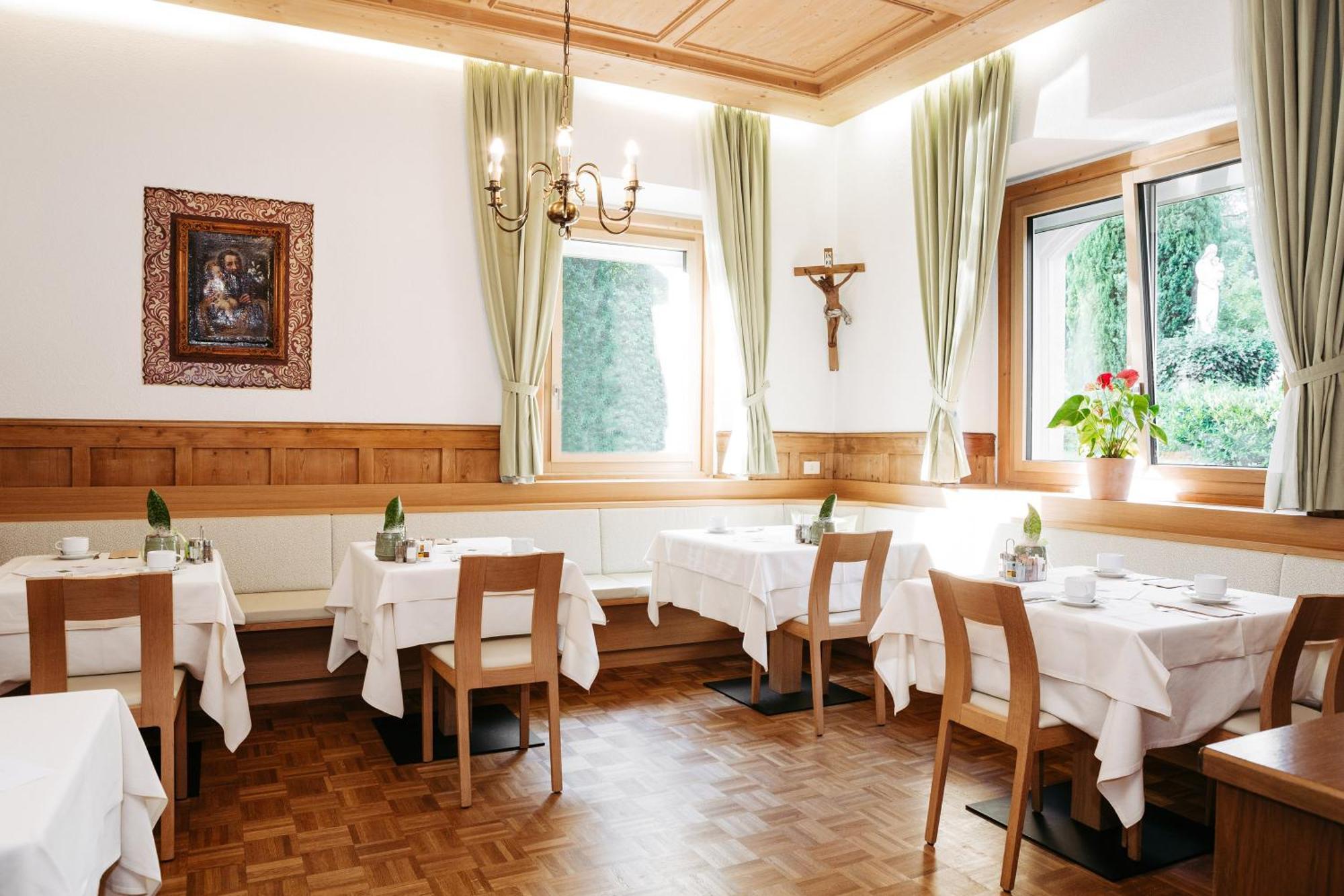 Gaestehaus Salvatorianerinnen Hotel Merano